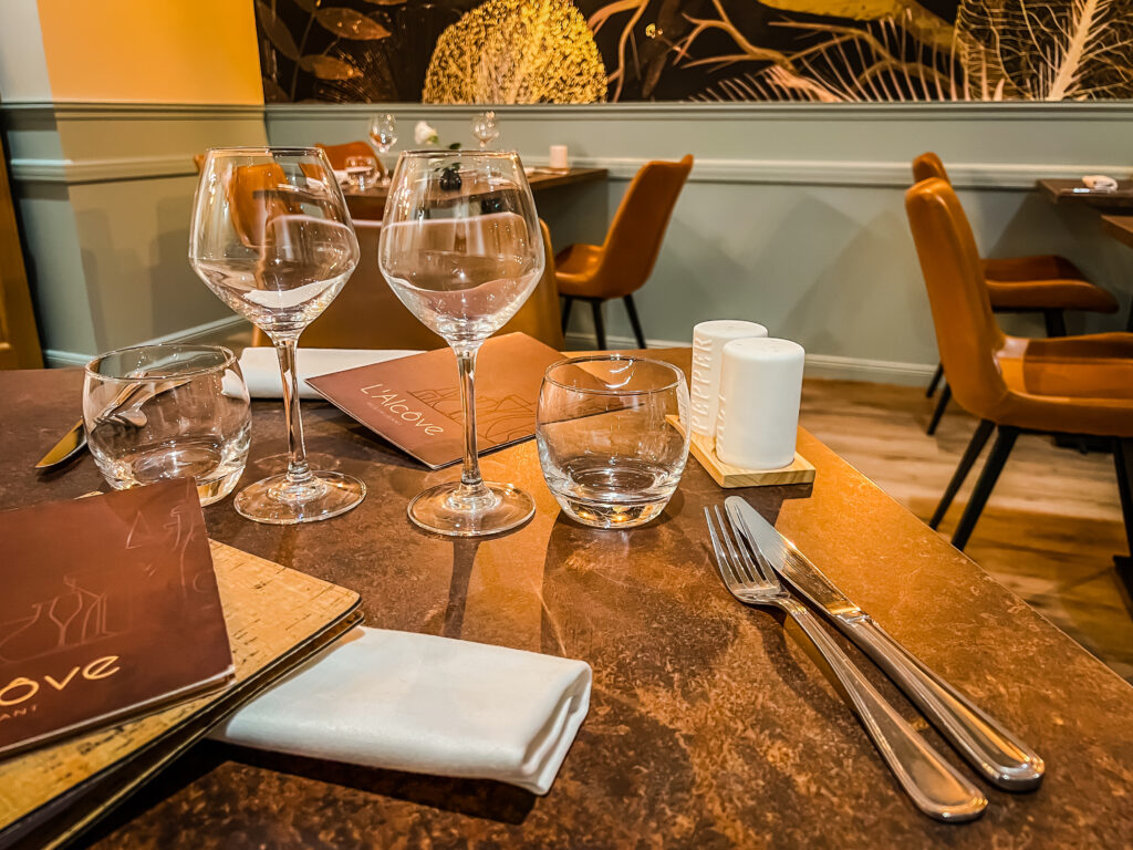 Onze mening over het volledig gerenoveerde restaurant L'Alcôve in Bayeux