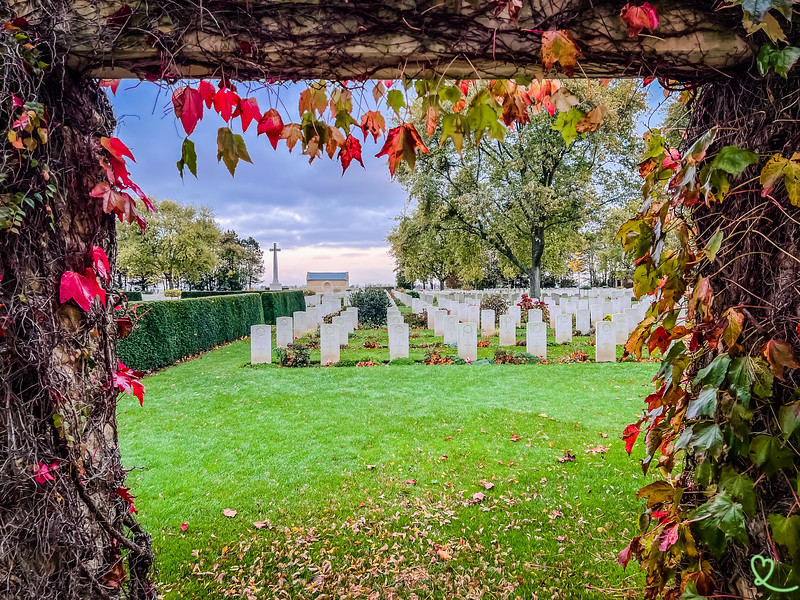 visit-cemetery-canadian-military-beny-sur-mer